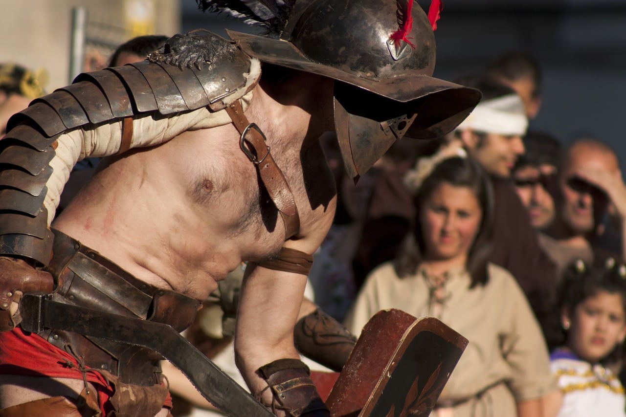 El Circo romano. Los juegos en teatros y anfiteatros romanos.
