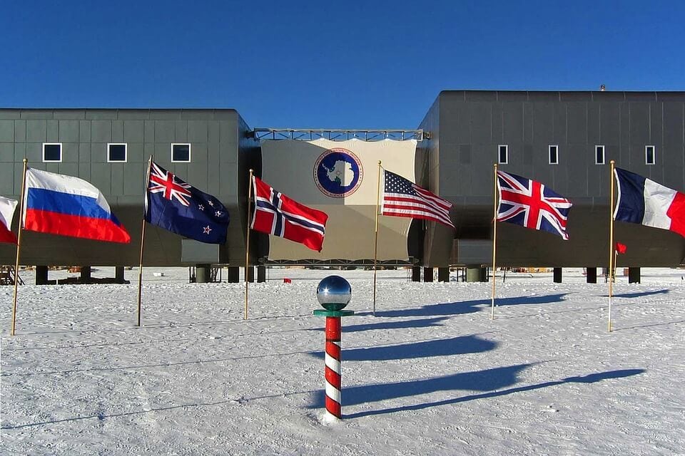 Campamento norteamericano en la Antártida.